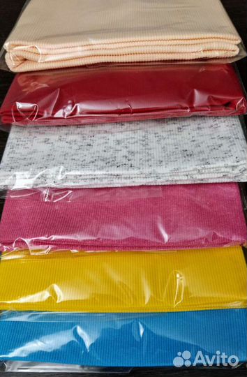 Шапочки для мамы и дочи. Комплект