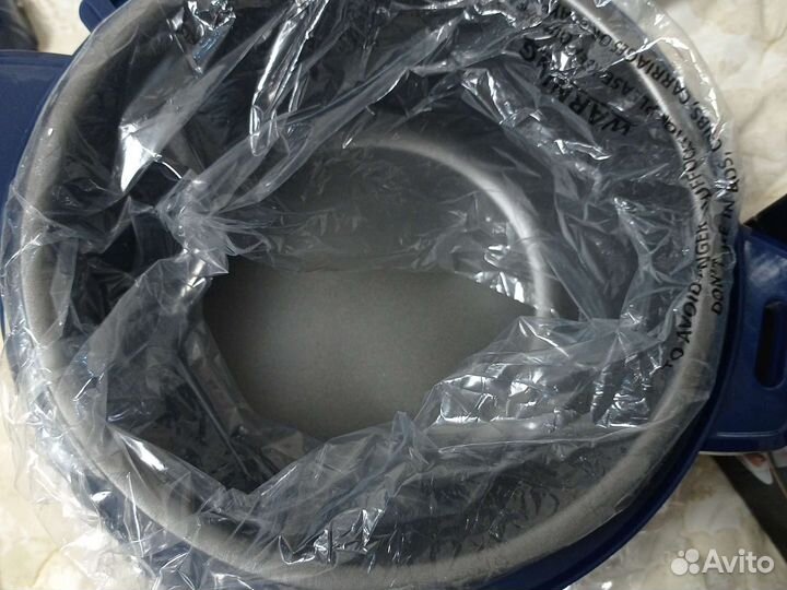 Мультиварка новая