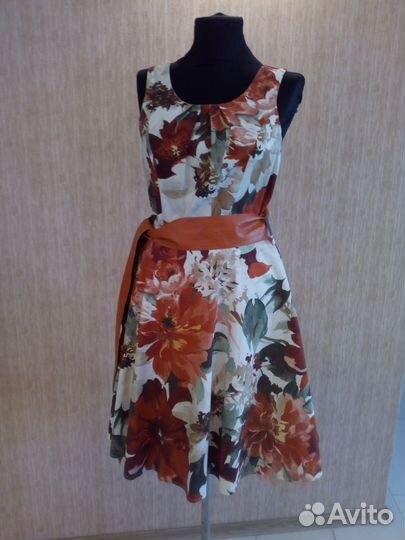 Платье rinascimento италия 42-44 оригинал
