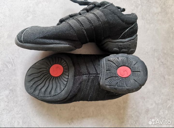 Кроссовки джазовки для танцев детские Sasan р. 31