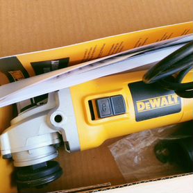 Болгарка DeWalt DWE4115-KS