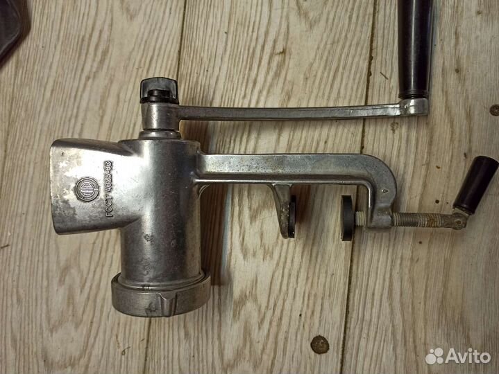 Мясорубка ручная бу