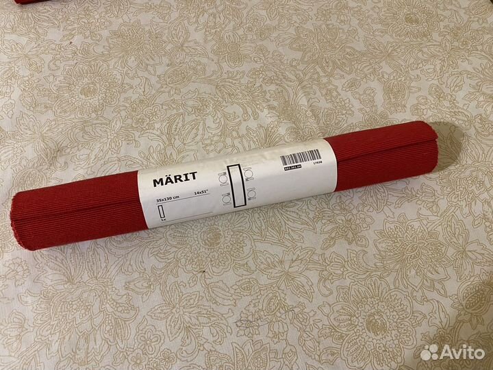 Скатерть настольная IKEA märit алый 35x130 см