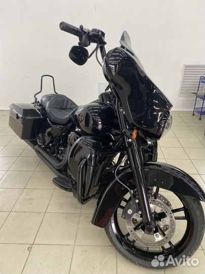 Harley Davidson Street Glide Black