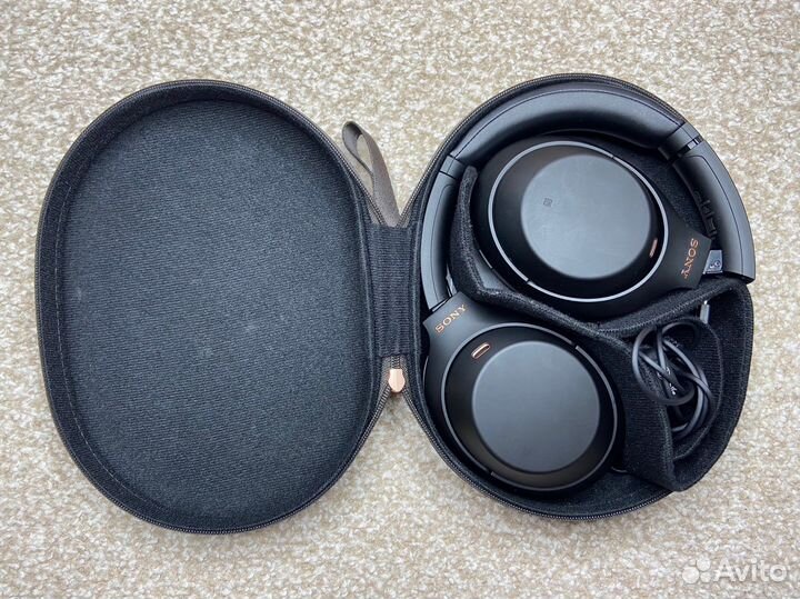 Наушники Sony WH 1000XM4