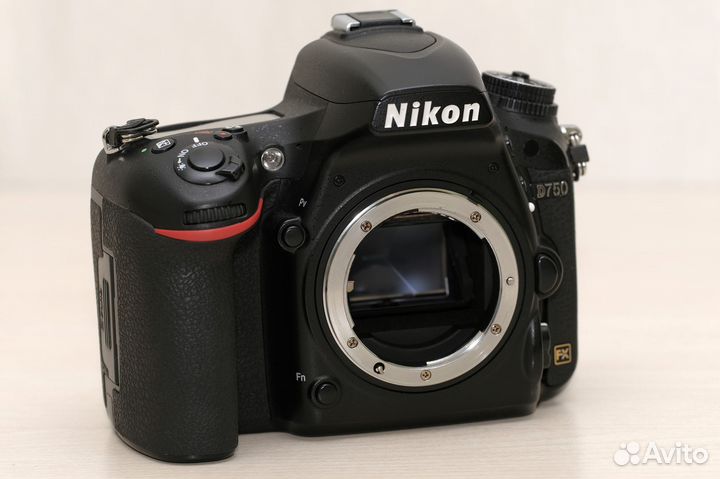 Nikоn D750