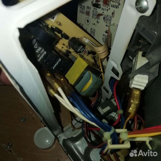 Ремонт стиральных машин и другой бытовой техники