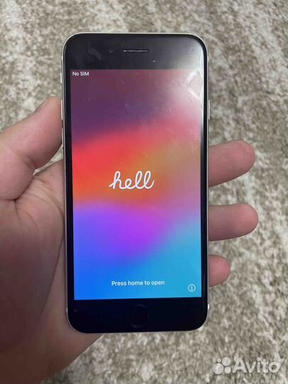 iPhone SE (2020), 64 ГБ