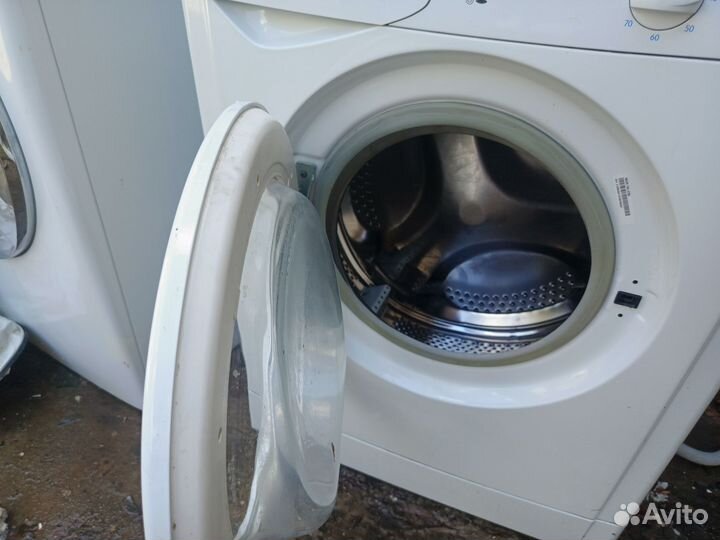 Стиральная машина indesit