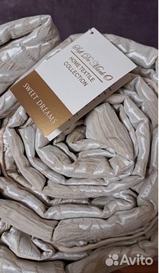 Покрывало с наволочками Sofi De Marko