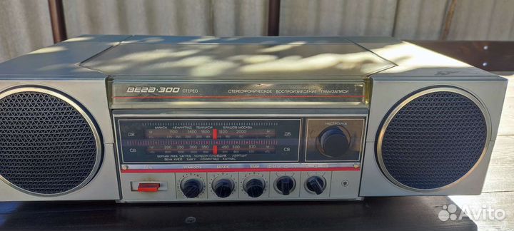 Проигрыватель Вега-300