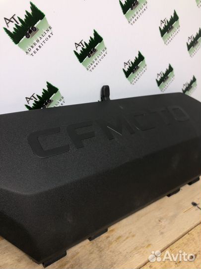 Крышка вещевого ящика cforce 500eps