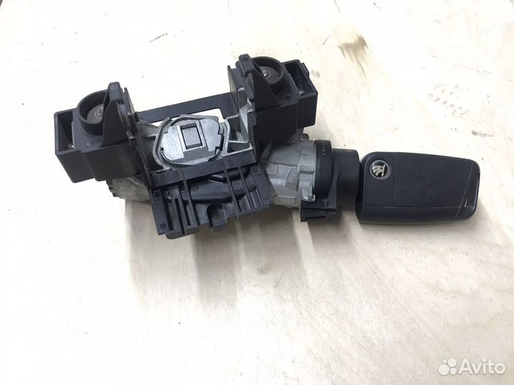 Замок зажигания с ключом Octavia A7