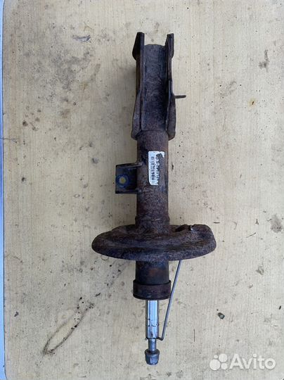 Стойка передняя LADA Vesta SW Cross, 2018 г.в