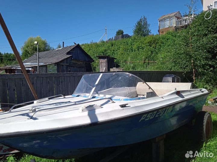 Продается лодка нептун 3М с мотором Mercury 60