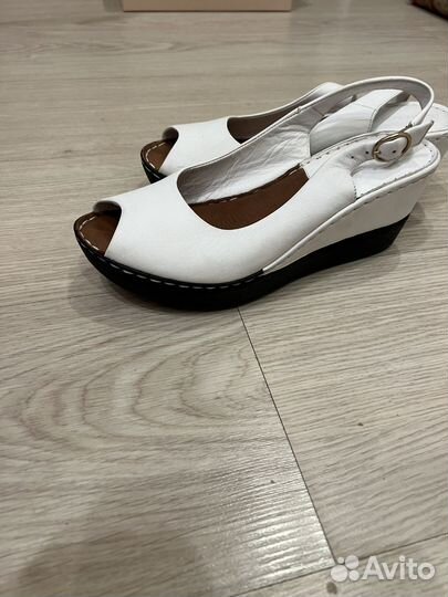 Босоножки женские 39 размер натуральная кожа