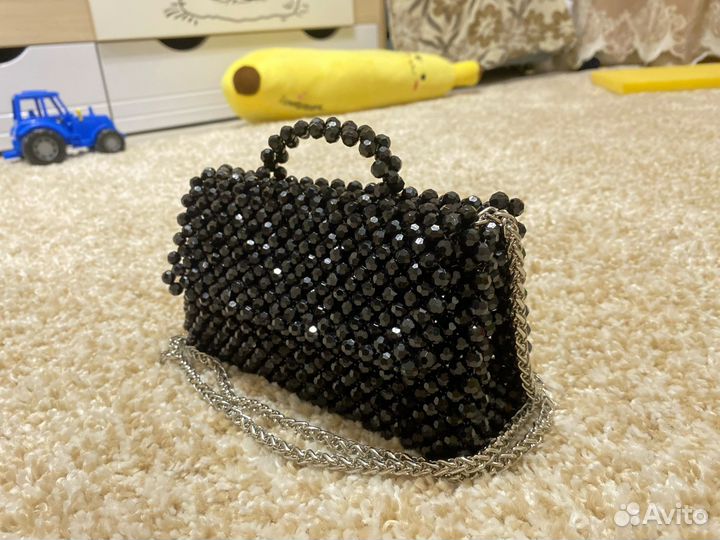 Сумка из бусин ручной работы