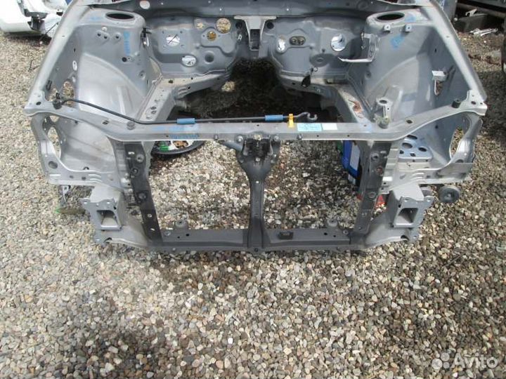 Телевизор Subaru Forester SG5 EJ202 2003/10