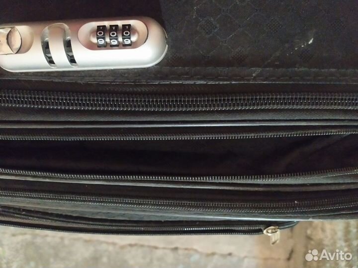Большой дорожный чемодан бу