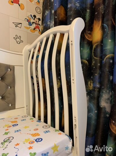 Детская кроватка