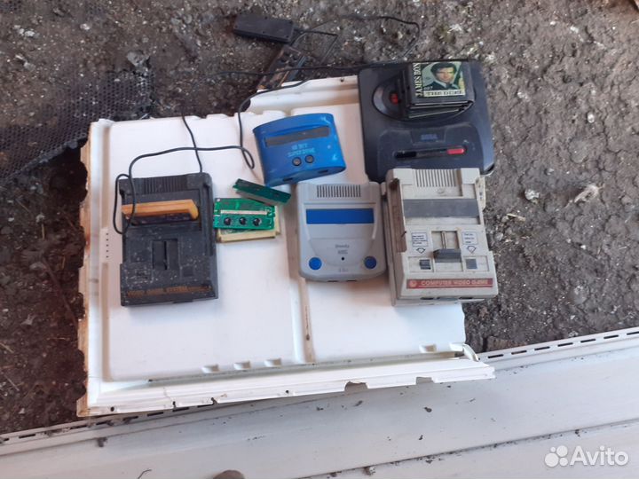 Игровая приставка dendy из 90 х за все