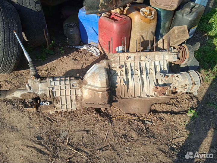 Двигатель 402 с коробкой