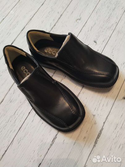 Ботинки ecco для мальчика 28