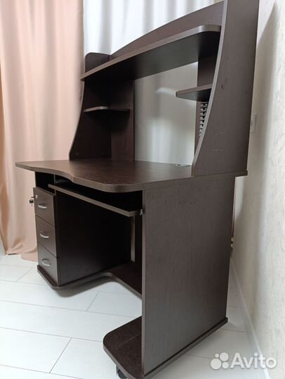 Компьютерный стол Васко