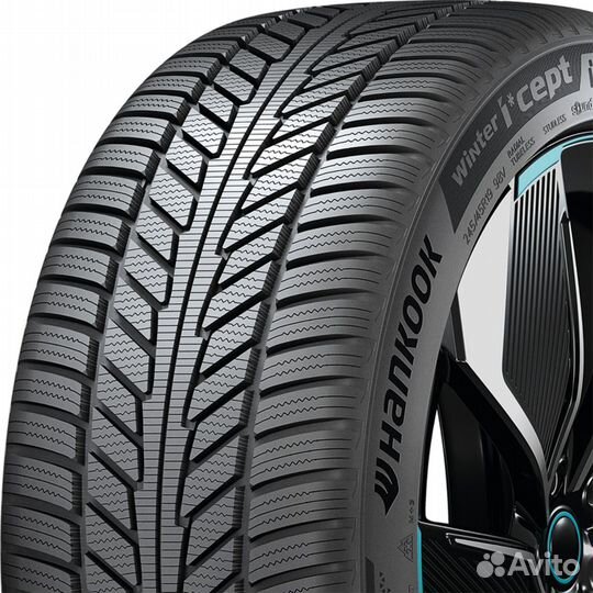 Hankook Winter i'cept iON X IW01A 295/40 R21