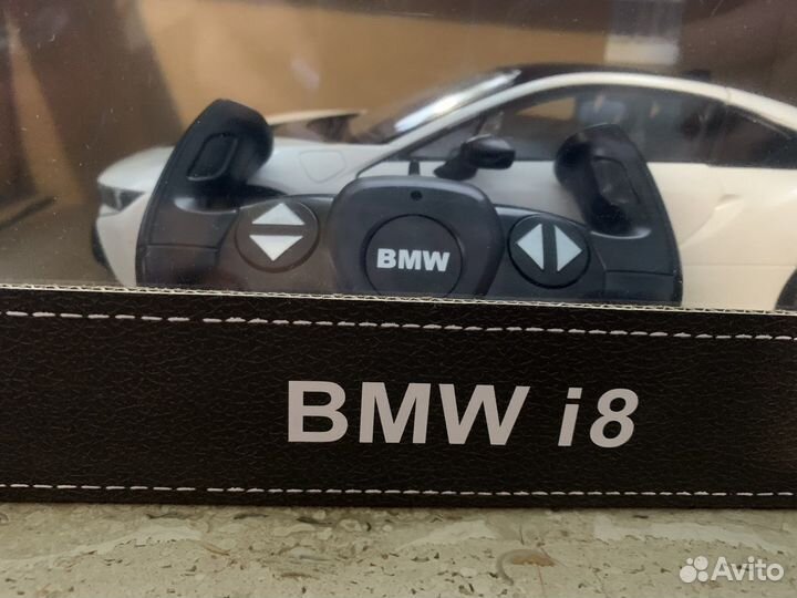 Машинка на радиоуправлении bmw i8