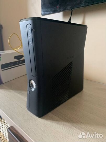 Xbox 360 s прошитый + Kinect