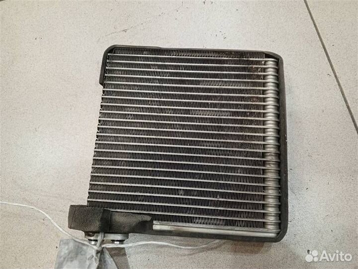 Испаритель кондиционера Mitsubishi Pajero iO 1998