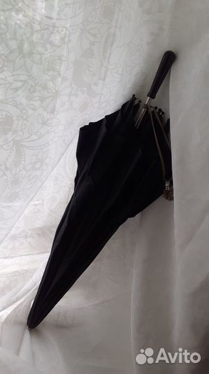 Зонт ретро в хорошем состоянии