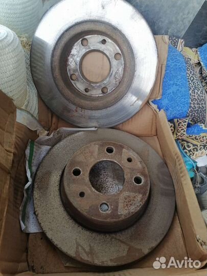 Тормозные диски новые