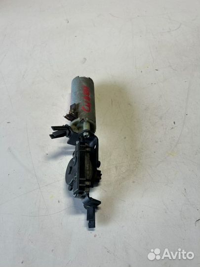 Моторчик регулировки сиденья задний Bmw 7-Series