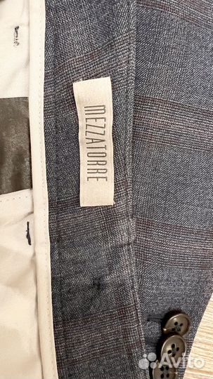 Космюм брючный Mezzatorre