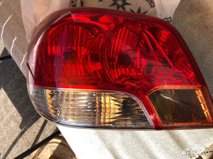 Фонарь задний левый mitsubishi outlander airtrek