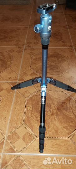 Фотоштатив Sirui T-005bx