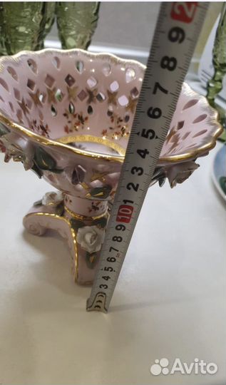 Ваза на ножке