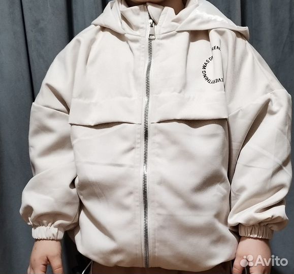 Ветровка оверсайз на весну