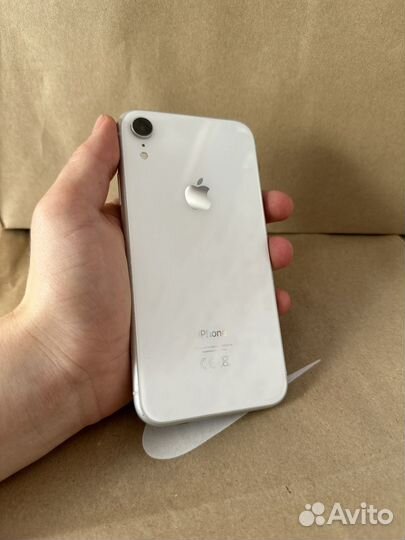 iPhone Xr, 64 ГБ