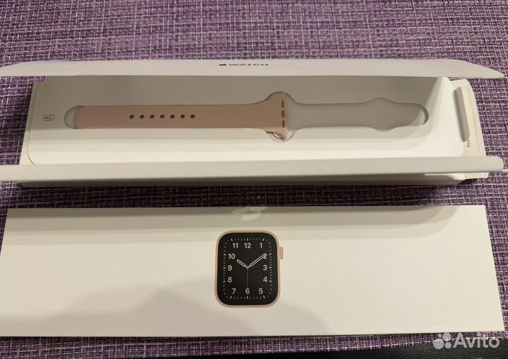 Часы apple watch se 44 mm