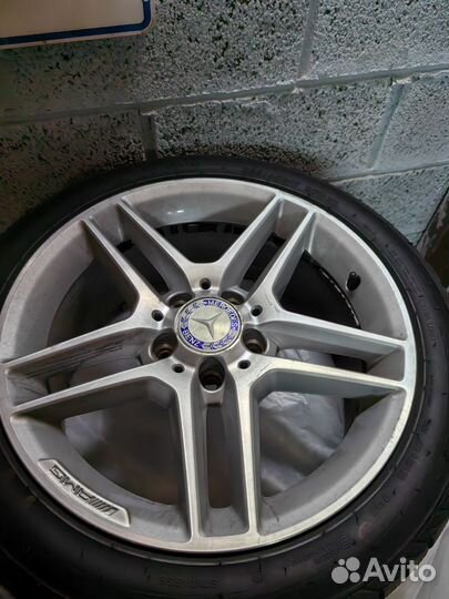 Комплект колес на зимней резине R17 для Mercedes