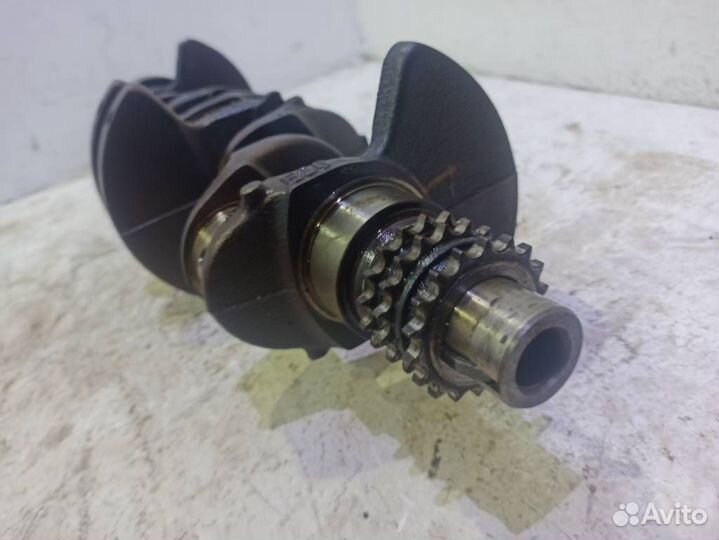 Коленвал Мерседес W124 E