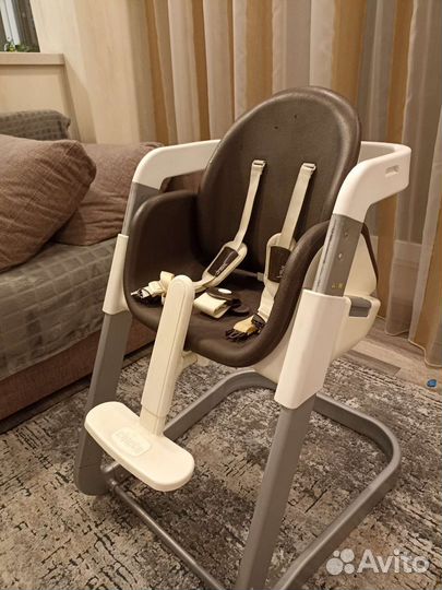 Детский стульчик для кормления chicco