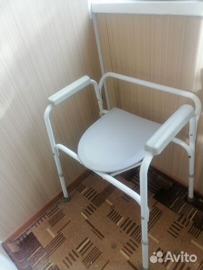 Туалетный стул для инвалидов