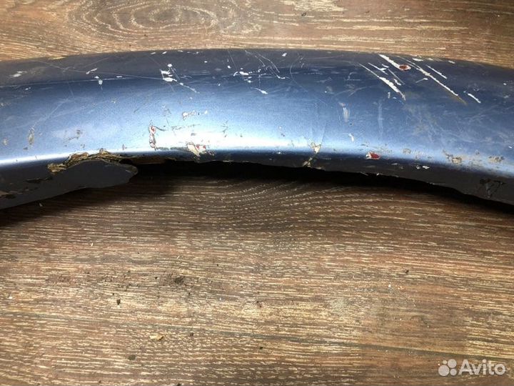 Накладка на крыло передняя правая Toyota Land