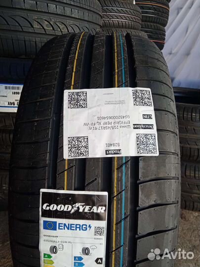 Goodyear EfficientGrip Performance 2 215/45 R17