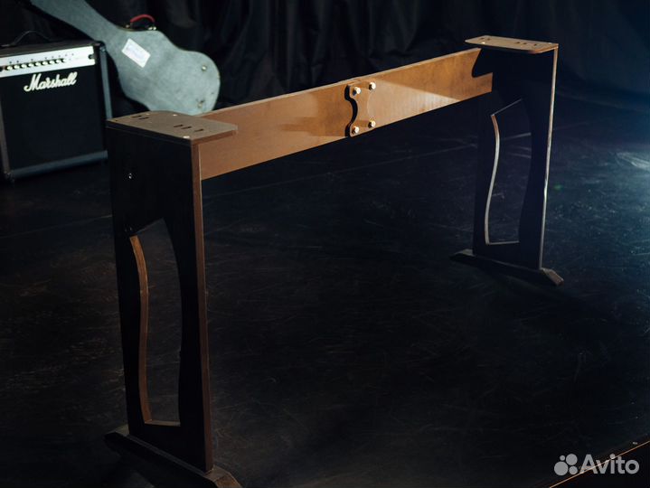 Деревянная стойка для синтезатора клавишных