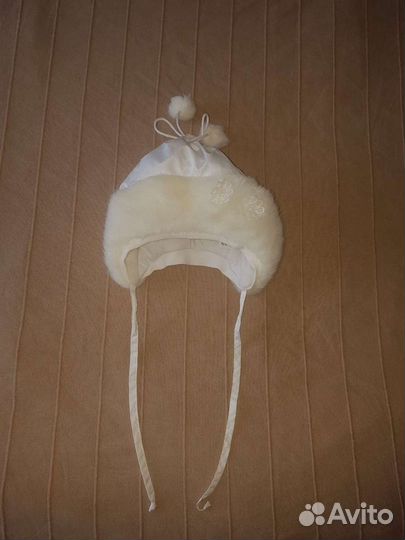 Шапки зимние на близнецов или двойню для девочек